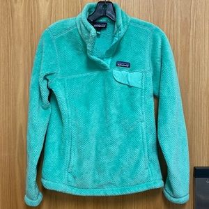Patagonia green pullover